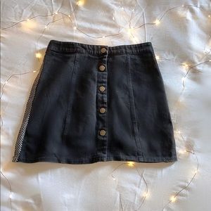 black mini skirt
